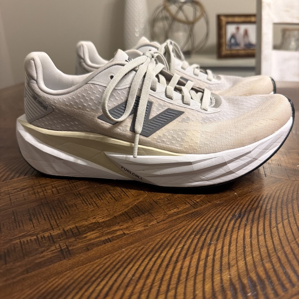 New Balance FuelCell Rebel Womens Size 7.5 Grey/ivory Running Shoes Sneakers